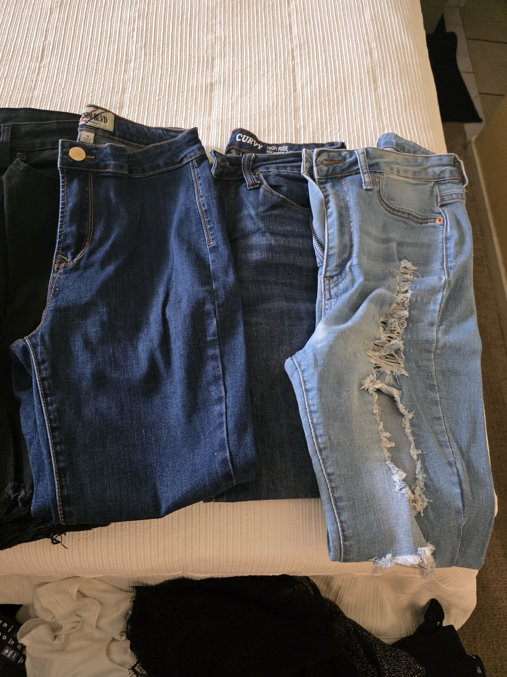 Levi's  American Eagle, Hollisrer, Colombianos, Women’s  Skinny Jeans All $30